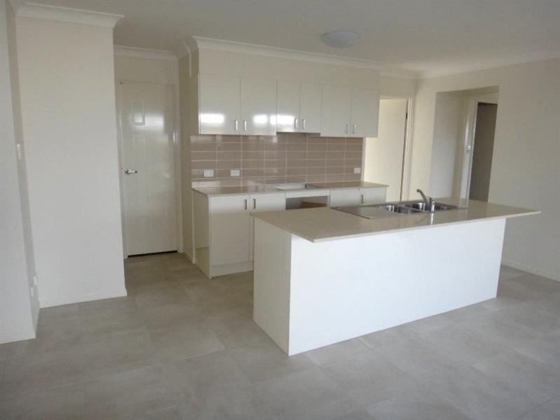 68 Damian Leeding Way, Upper Coomera QLD 4209