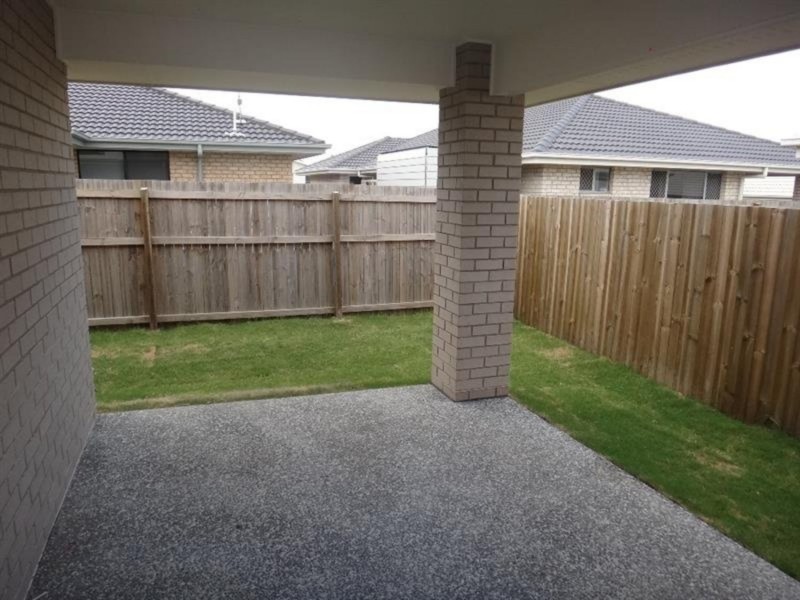 68 Damian Leeding Way, Upper Coomera QLD 4209