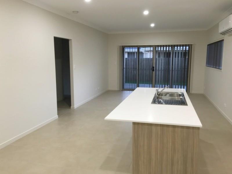 10 Liberty Rise, Coomera QLD 4209