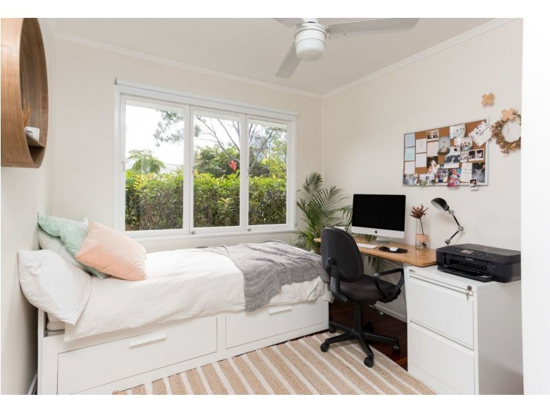 32 Allan Street, Southport QLD 4215