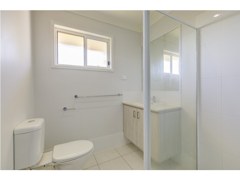 13 Alfred Raymond Hulse Drive, Upper Coomera QLD 4209