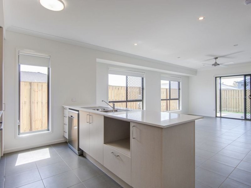 124 Killara Boulevard, Logan Reserve QLD 4133