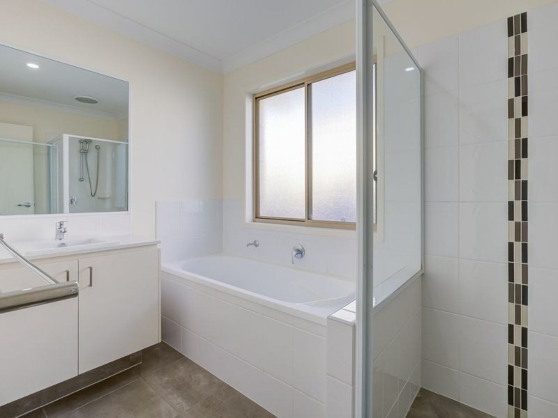 14 Benwerrin Street, Pimpama QLD 4209