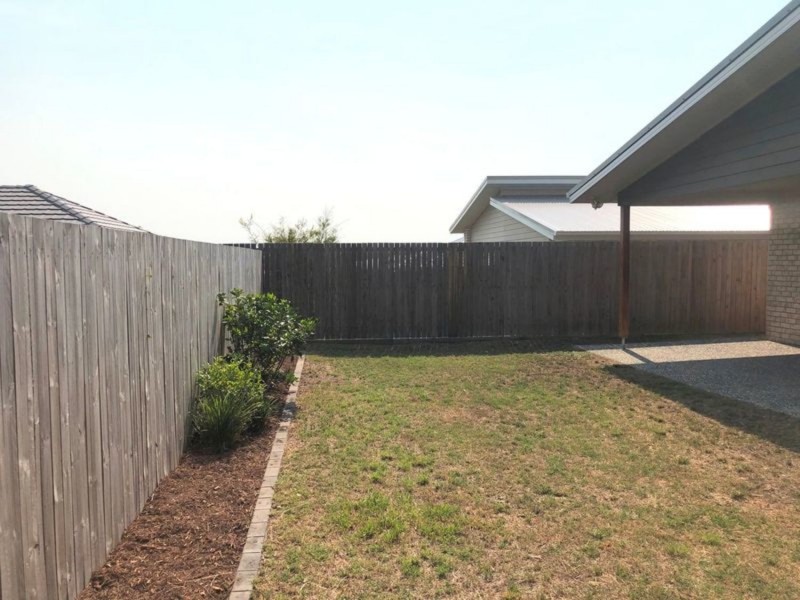 9 Woodrose Circuit, Pimpama QLD 4209