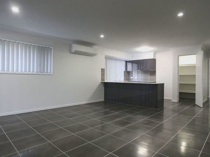 14 Sapphire Place, Pimpama QLD 4209