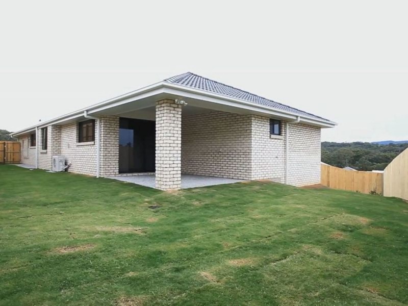 14 Sapphire Place, Pimpama QLD 4209