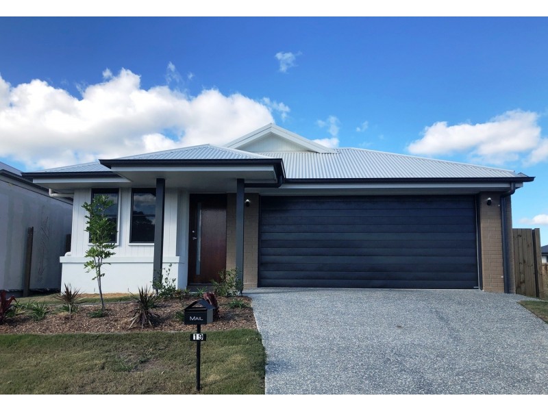 19 Brightstar Street, Ormeau QLD 4208