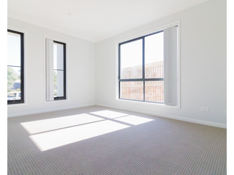 31 Melville Drive, Pimpama QLD 4209