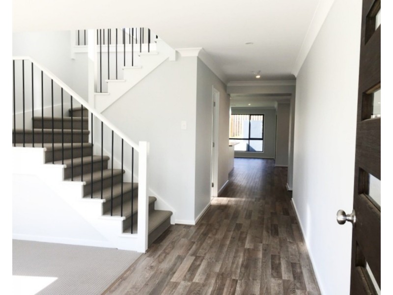 31 Melville Drive, Pimpama QLD 4209