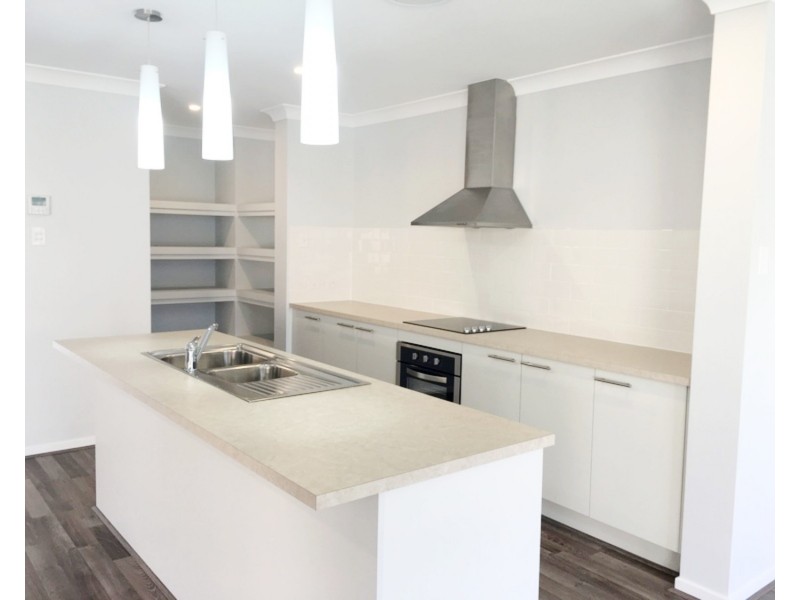 31 Melville Drive, Pimpama QLD 4209