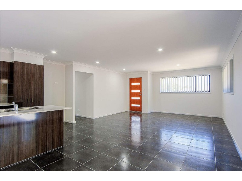1 Sidney Street, Logan Reserve QLD 4133
