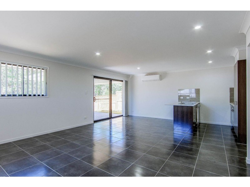 1 Sidney Street, Logan Reserve QLD 4133