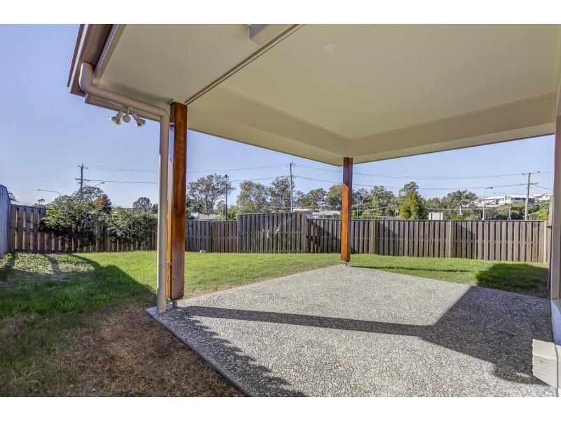 12 Fountain Street, Pimpama QLD 4209