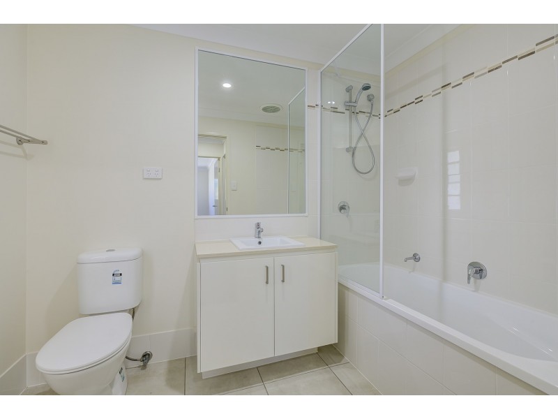 12 Fountain Street, Pimpama QLD 4209