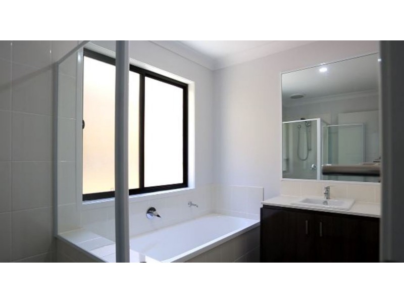 19 Greenwich Street, Pimpama QLD 4209