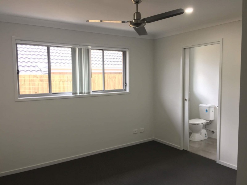 13 Clermont Street, Holmview QLD 4207