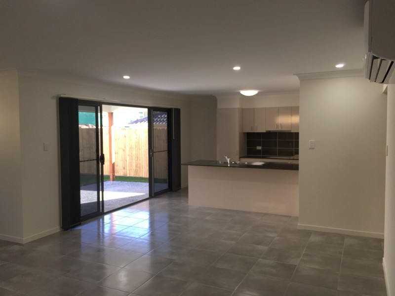 5 Maurie Pears Crescent, Pimpama QLD 4209