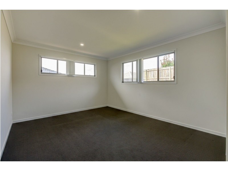 54 Augusta Boulevard, Pimpama QLD 4209