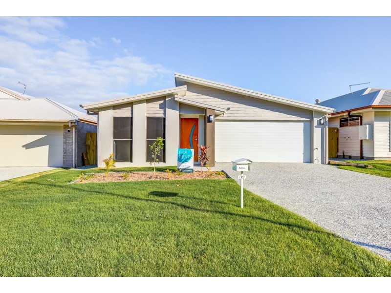 39 Nevada Road, Park Ridge QLD 4125