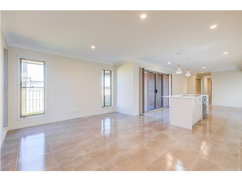 13 Jeremy Street, Coomera QLD 4209