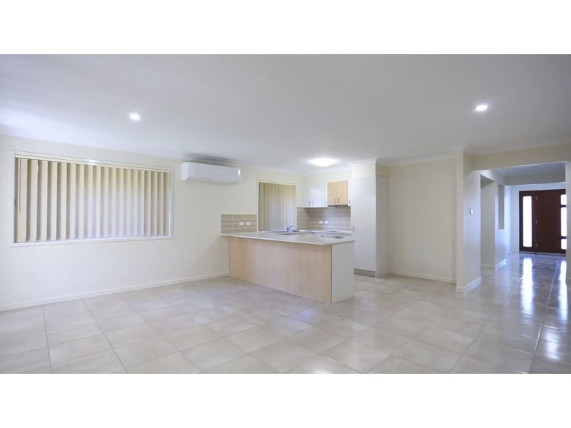 108 Fountain Street, Pimpama QLD 4209