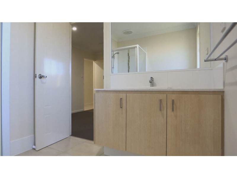 108 Fountain Street, Pimpama QLD 4209