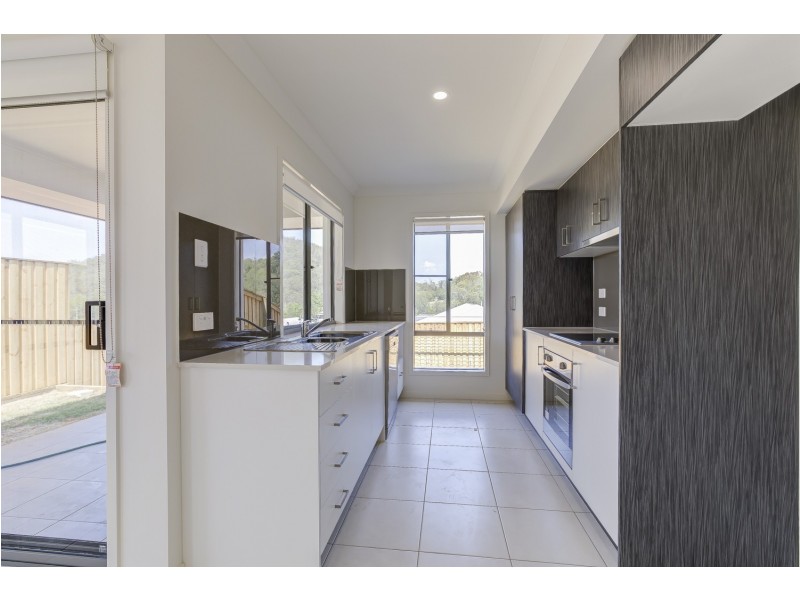 1/28 Herbst Drive, Bahrs Scrub QLD 4207