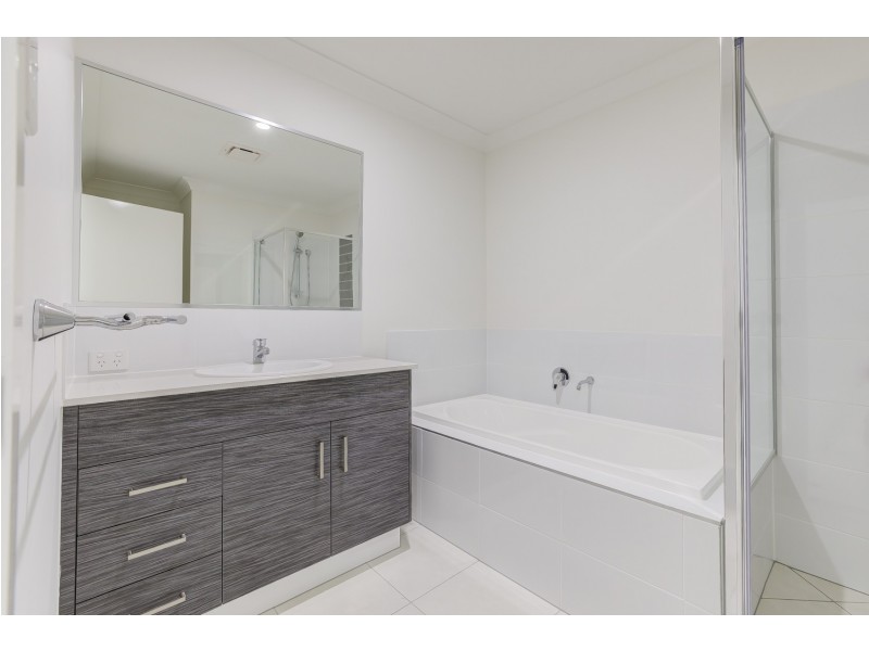 1/28 Herbst Drive, Bahrs Scrub QLD 4207