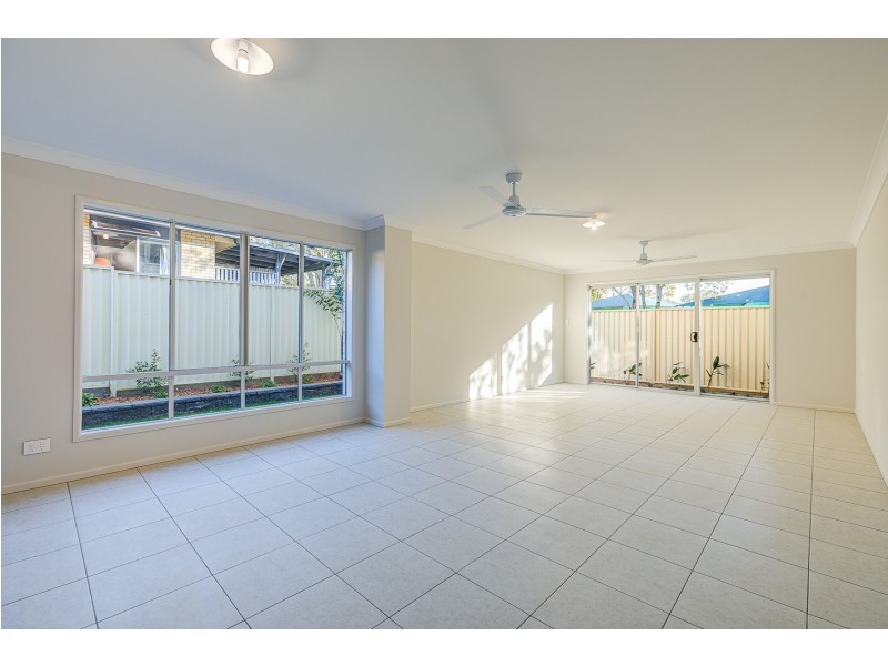 1/141 Musgrave Avenue, Labrador QLD 4215