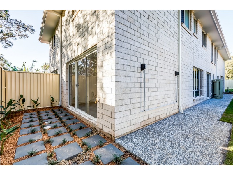 1/141 Musgrave Avenue, Labrador QLD 4215