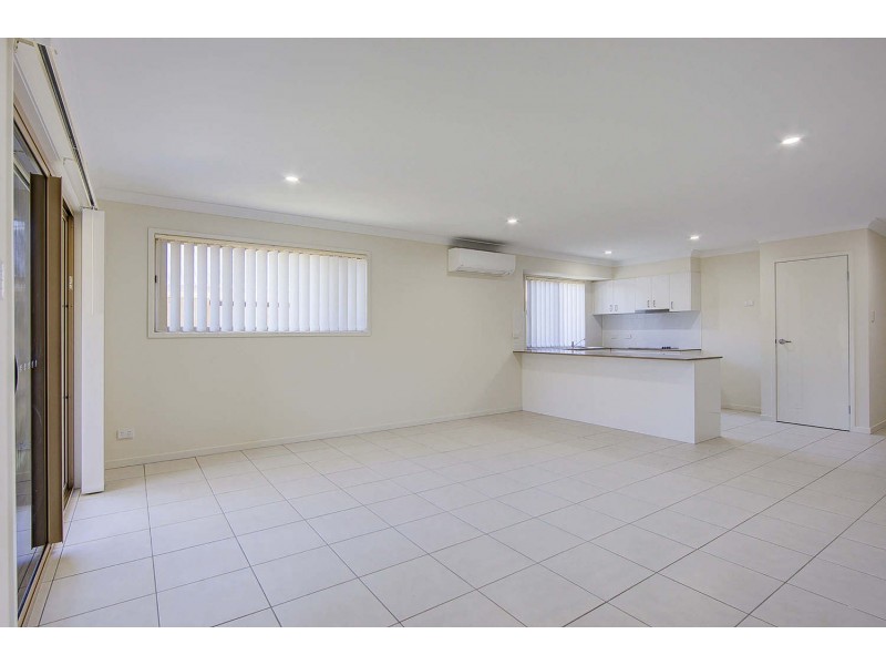 16 Steves Way, Coomera QLD 4209