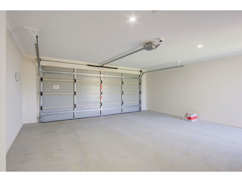 16 Steves Way, Coomera QLD 4209