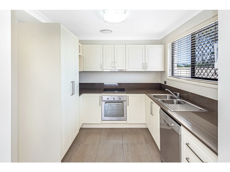 1/34 Bruce Avenue, Paradise Point QLD 4216