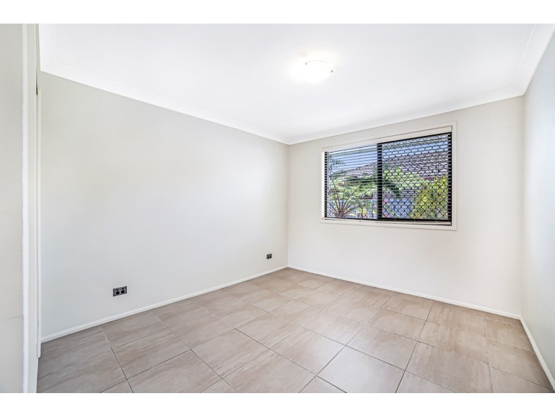 1/34 Bruce Avenue, Paradise Point QLD 4216