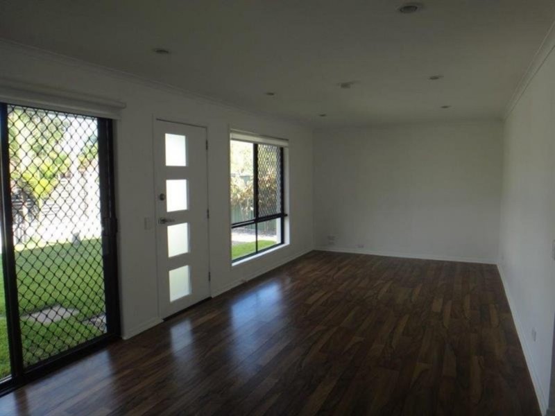 1/7 Morinda Way, Labrador QLD 4215