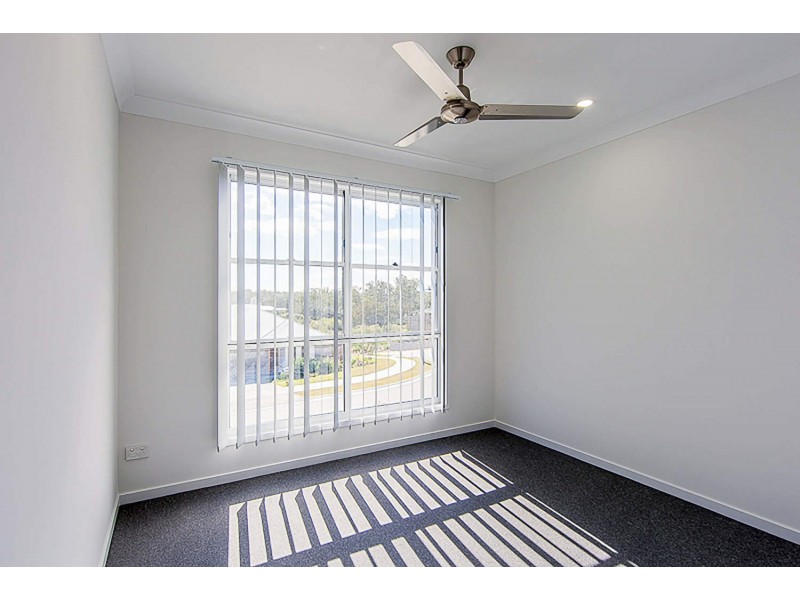 33 Dysart Drive, Holmview QLD 4207