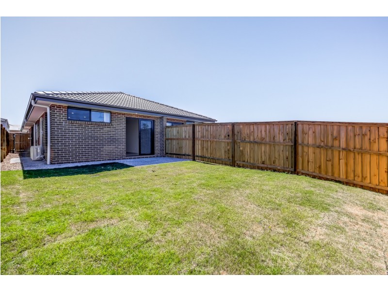 1/78 Mercy Street, Park Ridge QLD 4125