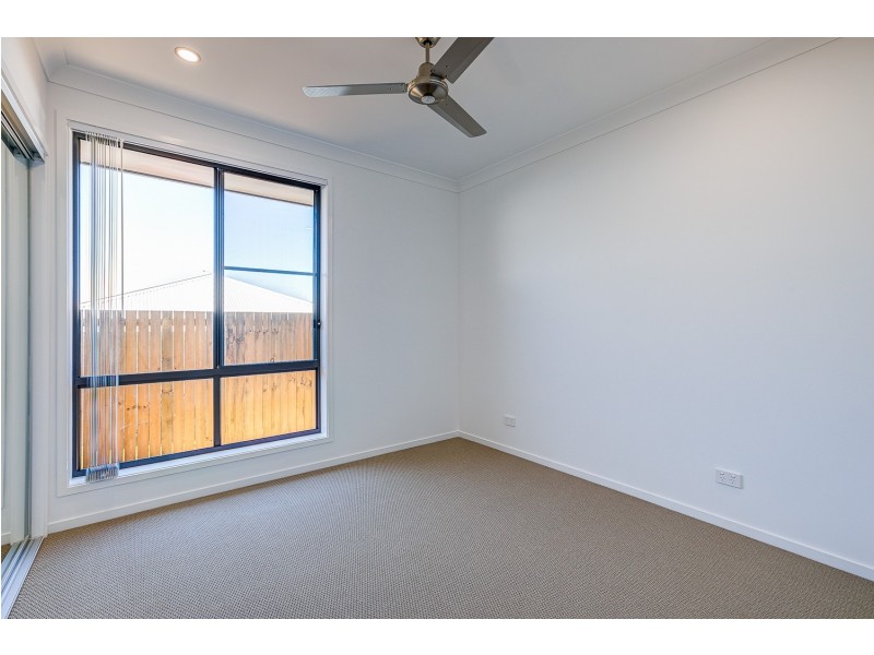 2/78 Mercy Street, Park Ridge QLD 4125