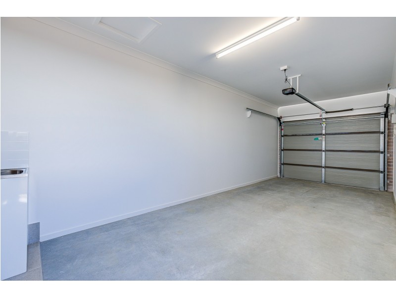 2/78 Mercy Street, Park Ridge QLD 4125