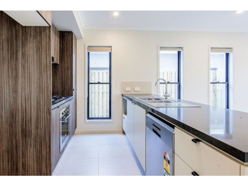 15 Bloom Avenue, Coomera QLD 4209