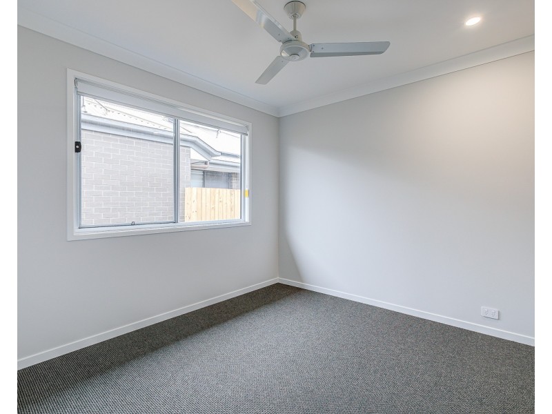 2/4 Wattle Street, Ormeau QLD 4208