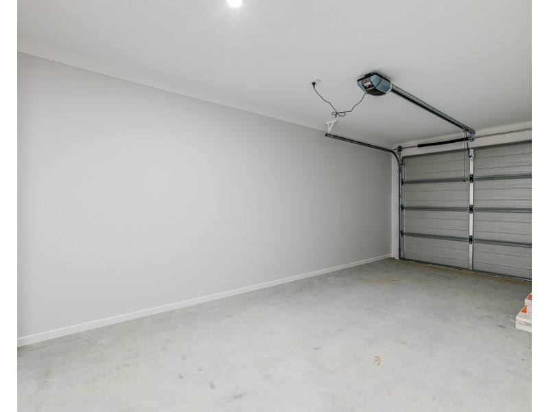 2/4 Wattle Street, Ormeau QLD 4208