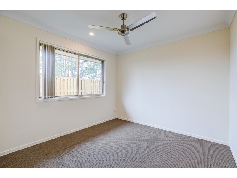 1/10 Bloomfield Avenue, Park Ridge QLD 4125