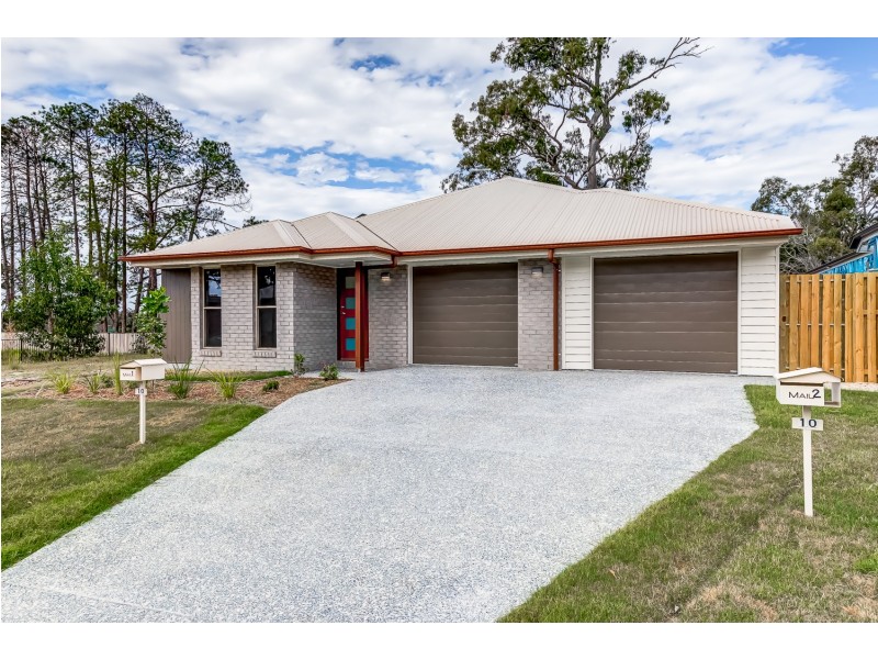 2/10 Bloomfield Avenue, Park Ridge QLD 4125