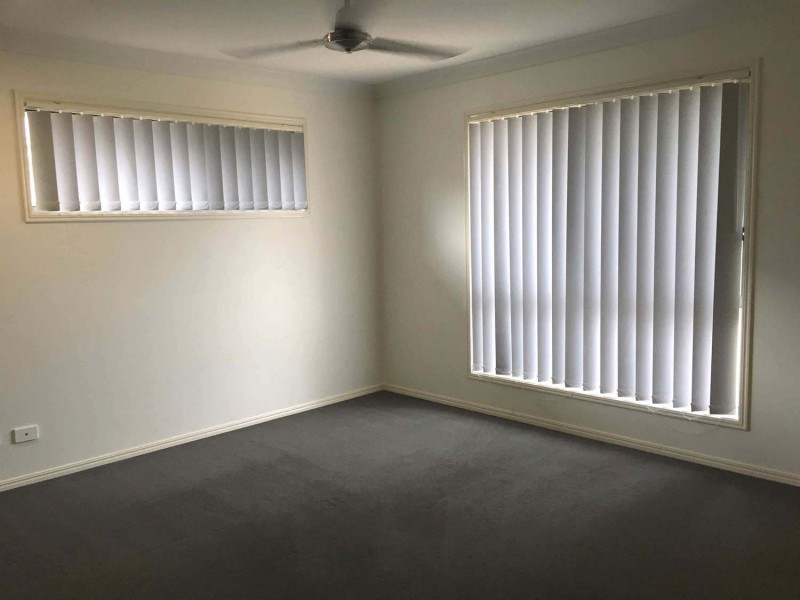 13 Charles Avenue, Pimpama QLD 4209