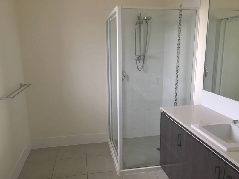 13 Charles Avenue, Pimpama QLD 4209