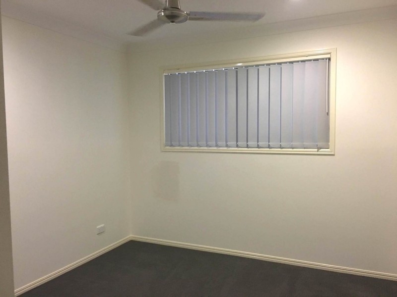 13 Charles Avenue, Pimpama QLD 4209