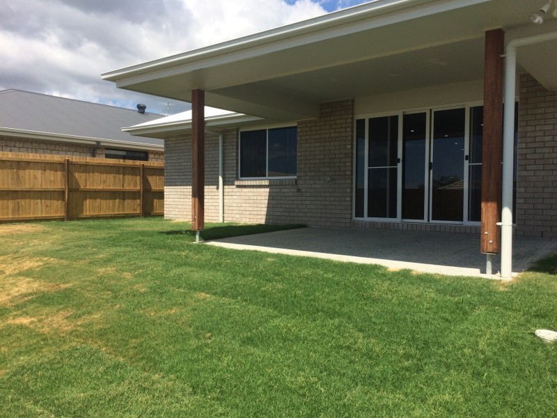 12 McWilliam Street, Pimpama QLD 4209