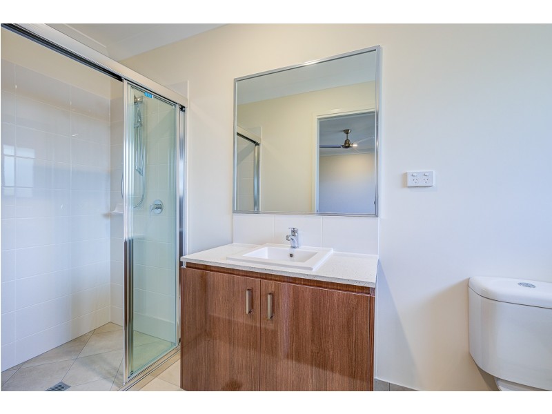52 Beck Street, Park Ridge QLD 4125