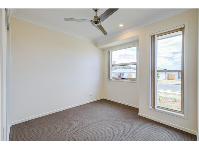 52 Beck Street, Park Ridge QLD 4125